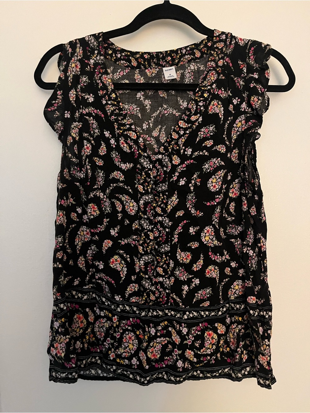 Old Navy Black Floral V-Neck Cap Sleeve Camisole